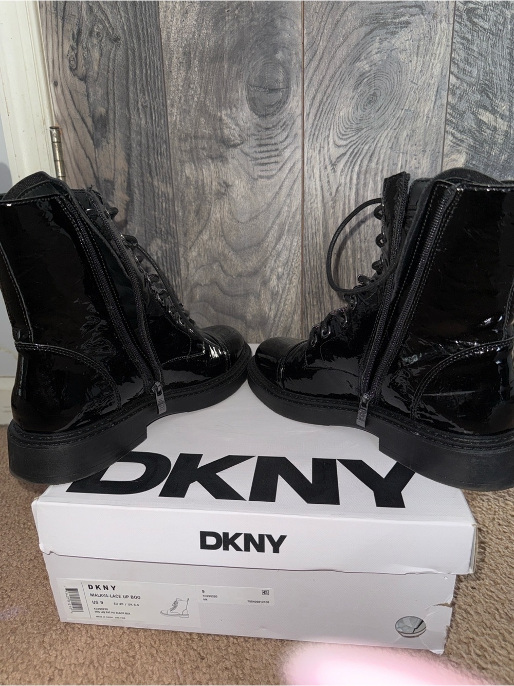 DKNY Malaya Lace-Up Boot - Black 9 - Picture 7 of 9